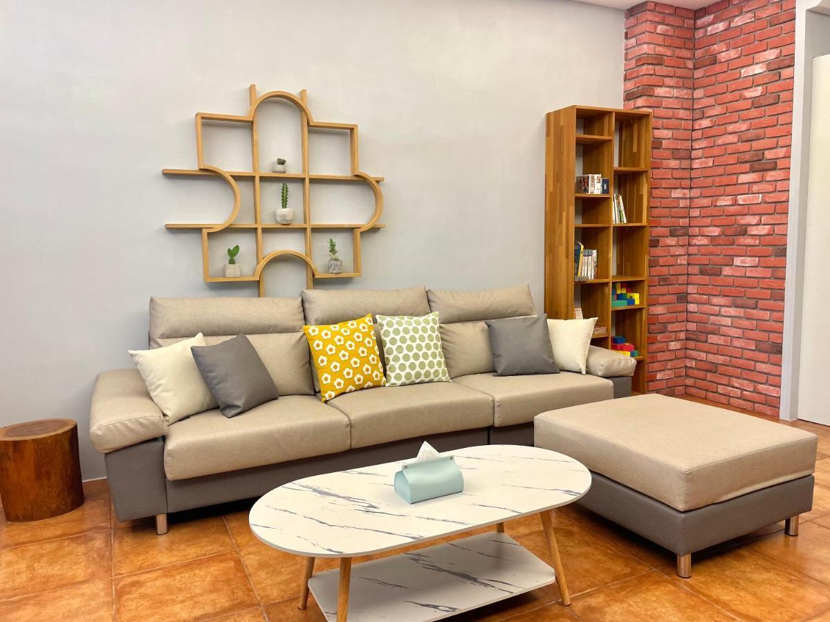 Puzzle Home Stay Wujie Exterior foto